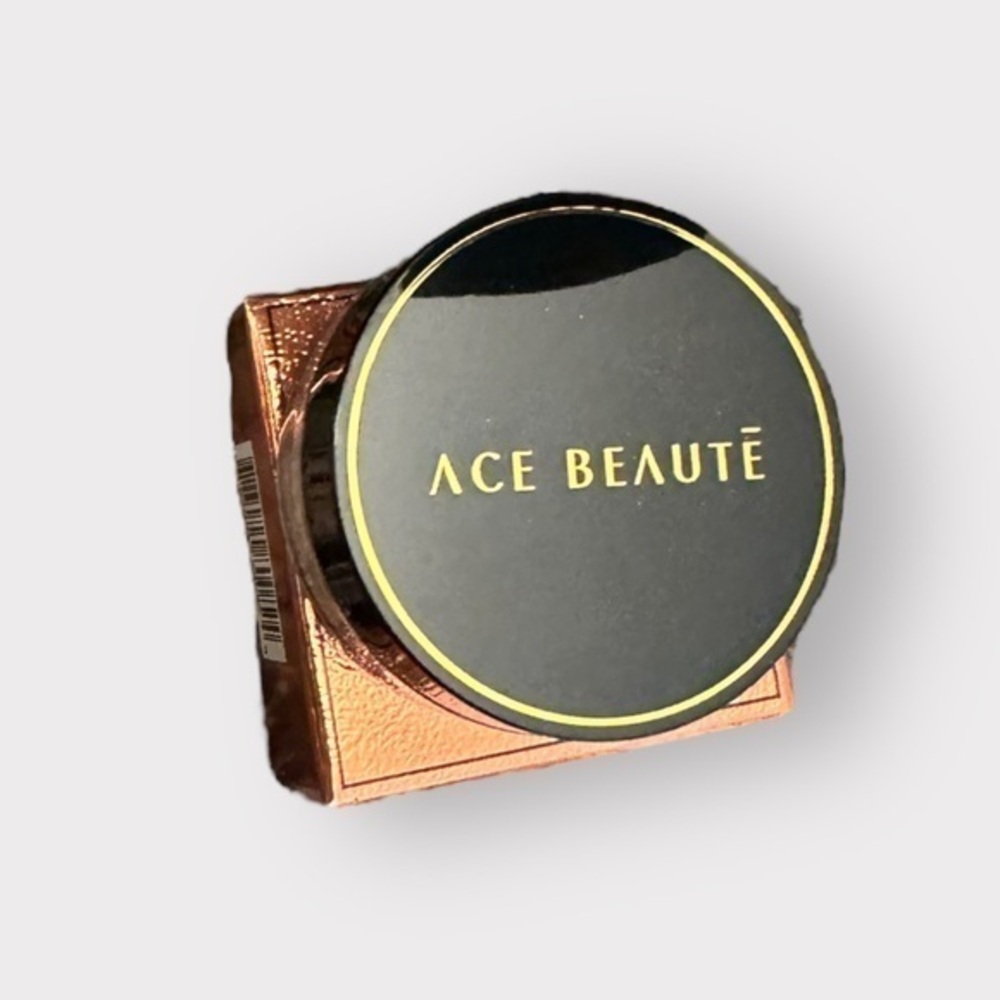 NWT ACE BEAUTÉ Effortless Radiance Loose Setting Powder in Medium